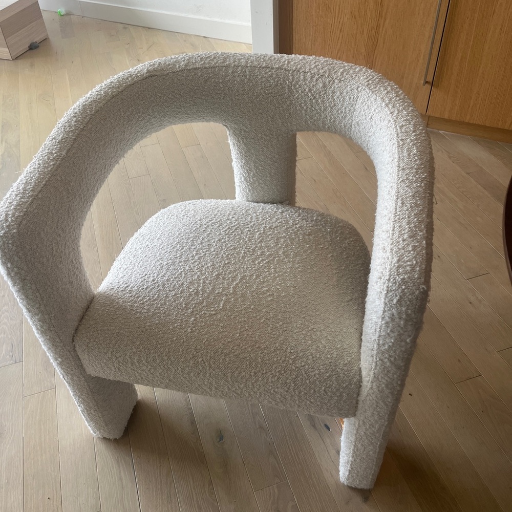Off white linen accent chairs - Picture 4 of 5